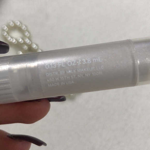 4/$10 | Milk Makeup Liquid Strobe in Ultraviolet - Picture 3 of 5